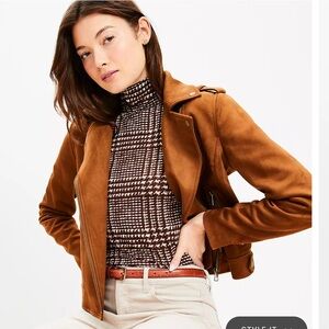 LOFT - Houndstooth Long Sleeve Turtleneck Top